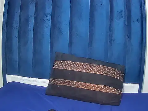 KinkyBoobs's cam snapshot