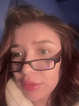 MilliDoll's cam snapshot