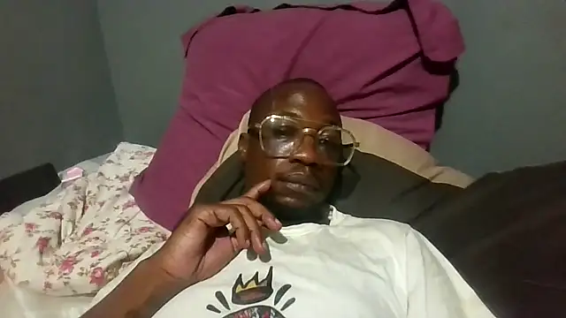 TheeRealShow live sex cam