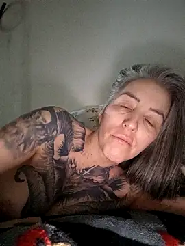 vamporasuccubus19777 live sex cam