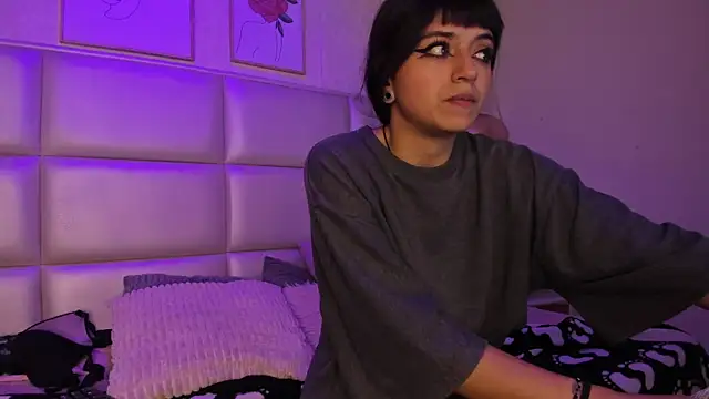 Xara_u's cam snapshot