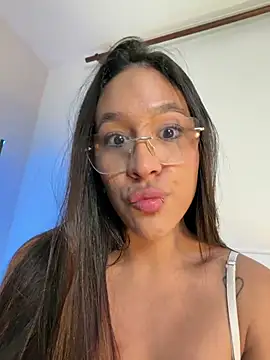 HoneyDolllXXX's cam snapshot