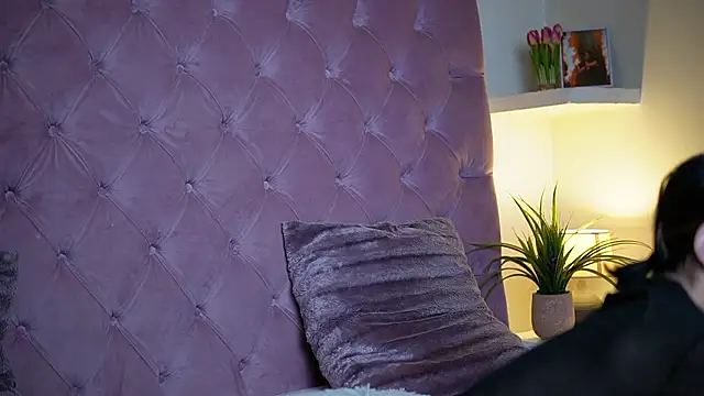 MaiaMini live sex cam