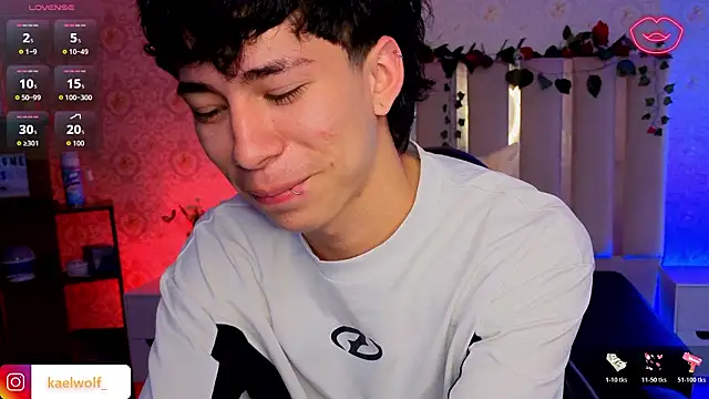 kaelwolf_tay live sex cam