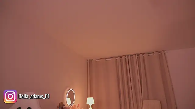 bella_adams_ live sex cam