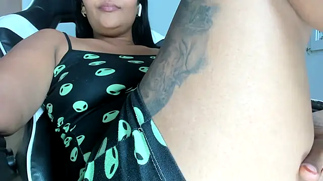 darsha_sahu's cam snapshot