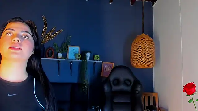 eliza_pink24's cam snapshot