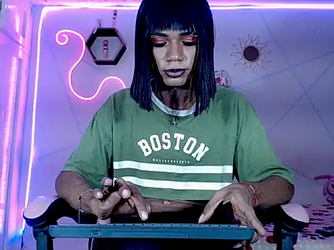 Violeta_R_ live sex cam