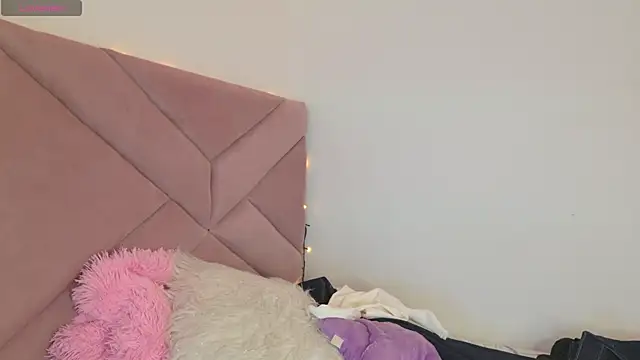 eva_sin18 live sex cam