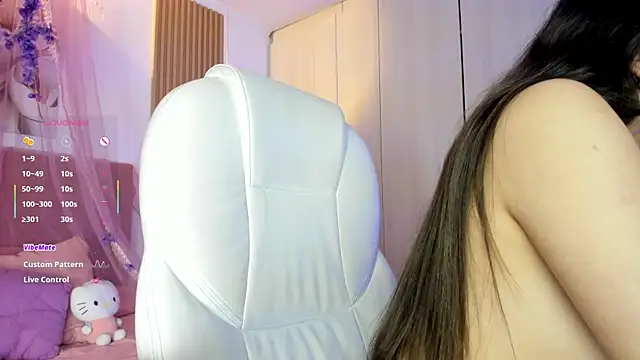 mia_nevaeh live sex cam