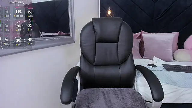 antonella_moon7's cam snapshot