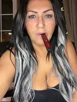 LittleMissEeve's cam snapshot