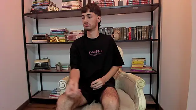 Emir_Ozan_'s cam snapshot