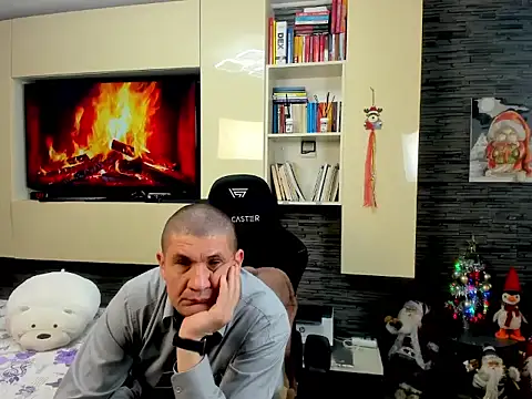 SpartacusDaddy48's cam snapshot