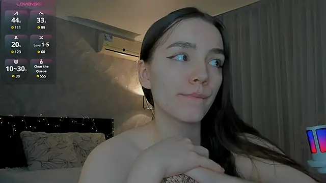 sweete_chantal's cam snapshot