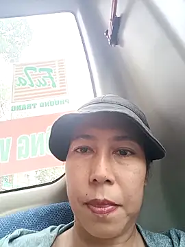 2HotAsain4u live sex cam