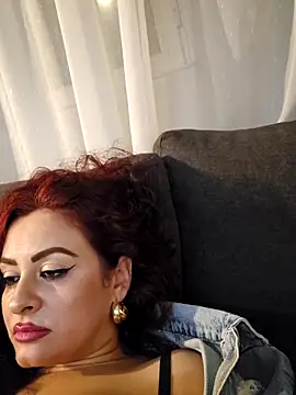 WatchTheQUEEnConQuer88 live sex cam