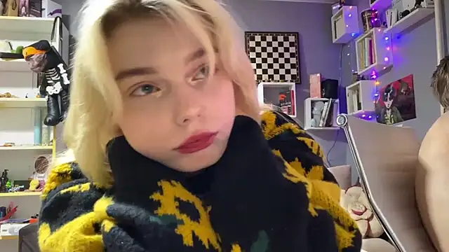 JesterBunny live sex cam