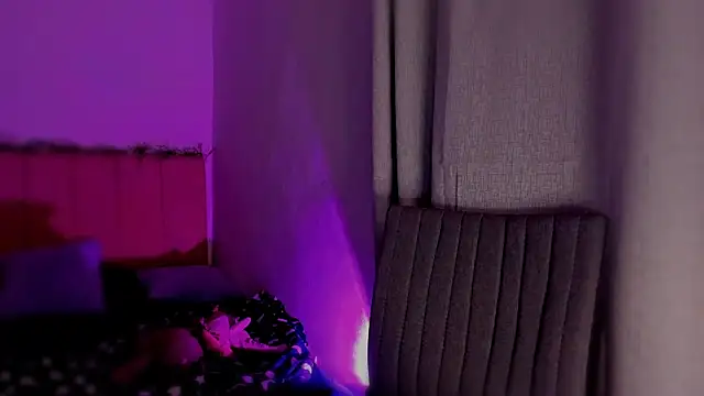 Charlee_pink live sex cam