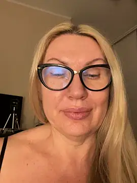 OliviaDancequeen's cam snapshot