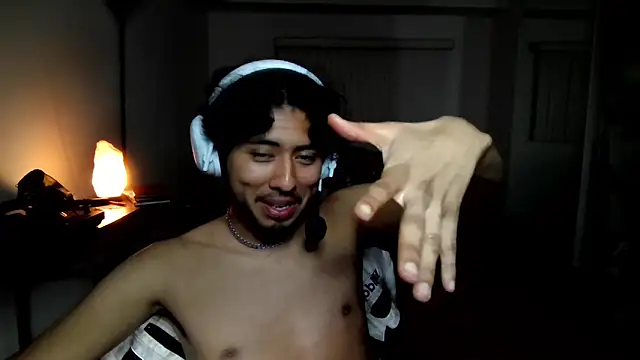 Embersboudoir's cam snapshot