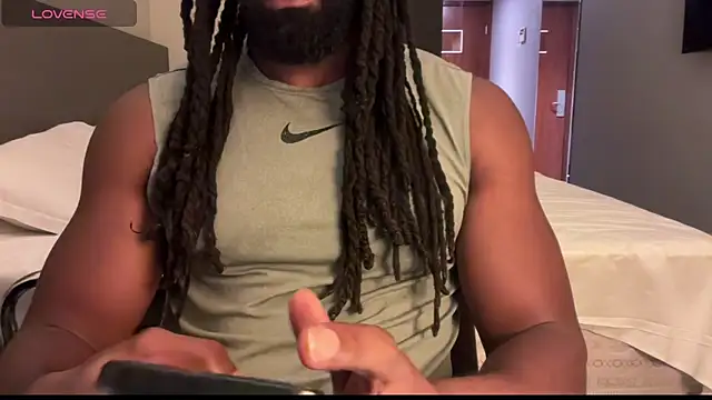 blackmuscles's cam snapshot