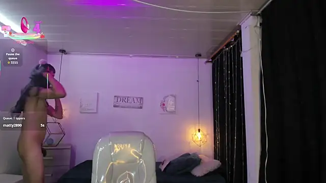 Kendry_fox420_ live sex cam