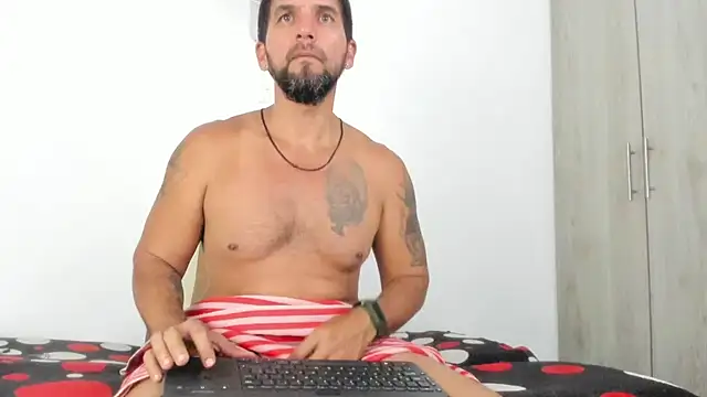 JULESLAKES live sex cam