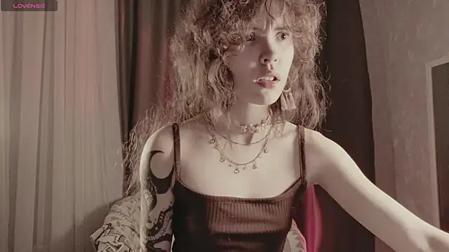 Dizer_clopy live sex cam