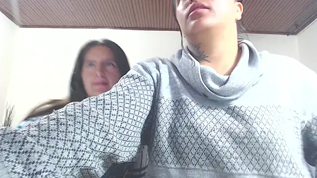 sharon_and_sharit live sex cam