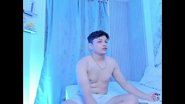 RaiderandRoxie1's cam snapshot