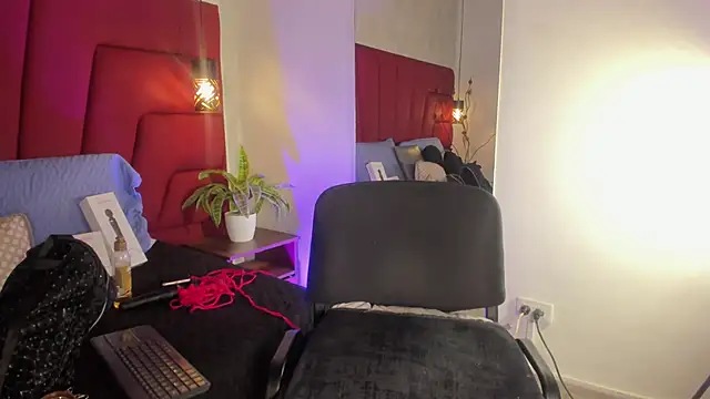 LadyLuminary live sex cam
