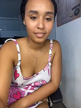 Dulce_Powl_ live sex cam