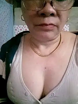 small-house123 live sex cam