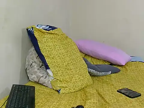 SlimGoodiexx's cam snapshot