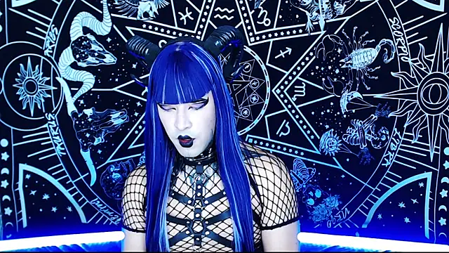 naomi_satan live sex cam