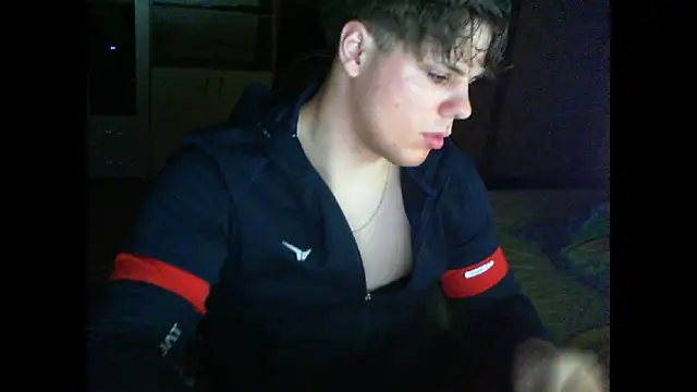 GymGuy0505 live sex cam