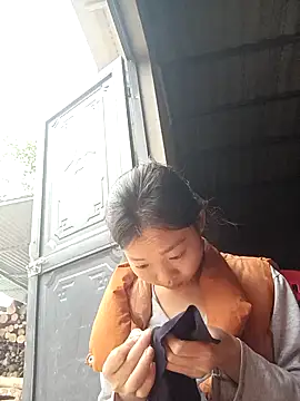 Thao201 live sex cam