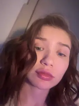 MilliDoll live sex cam