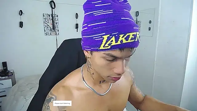 Leonard_Price live sex cam