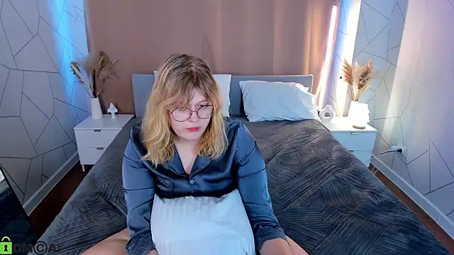 luna_c0ra live sex cam