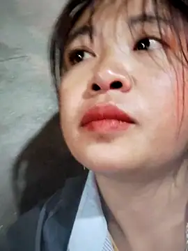 miumiu_sexy2x's cam snapshot