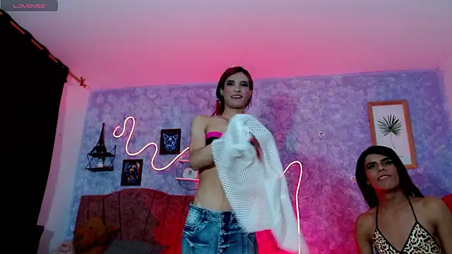 Couple_sexygirls live sex cam