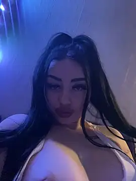 Briana_lrs's cam snapshot