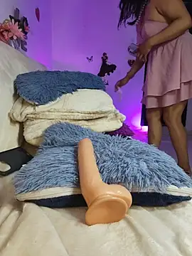 Fox_Roxxan's cam snapshot