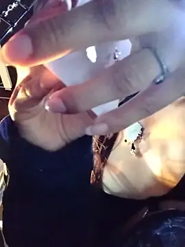 _C_A_O_S-_-'s cam snapshot