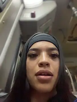 JuanitaMore01's cam snapshot