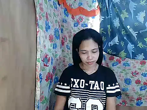 PinaySkinnyGirl live sex cam