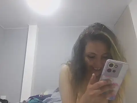 KENDRA-HONEY's cam snapshot