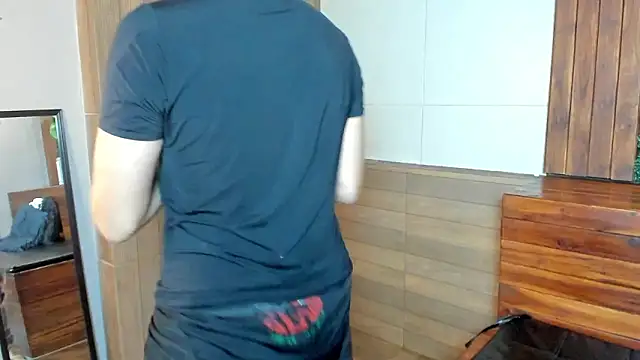 Zackfalcon_'s cam snapshot